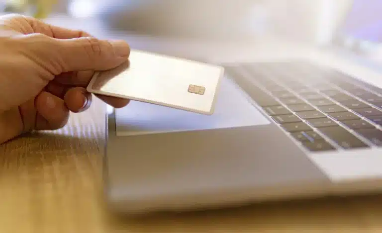 How to Design an eCommerce Website That Sells