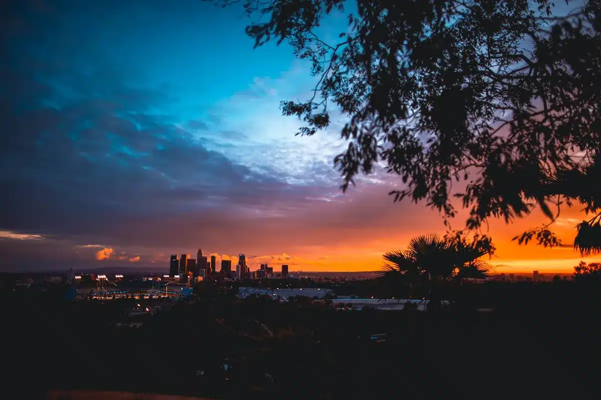 A picture of Los angeles while a sunset is happening 